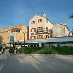 호텔 Hotel Trogir 트로기르