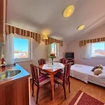 Hotel Hotel Trogir 3*