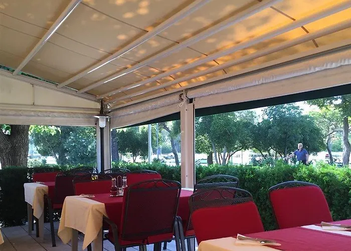 Hotel Trogir Ξενοδοχείο 3*