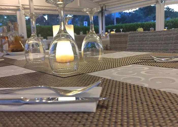 Hotel Trogir Ξενοδοχείο 3*