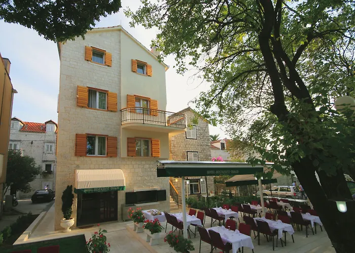 Ξενοδοχείο Hotel Trogir 3*