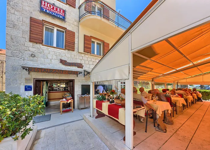 Hotel Trogir Ξενοδοχείο