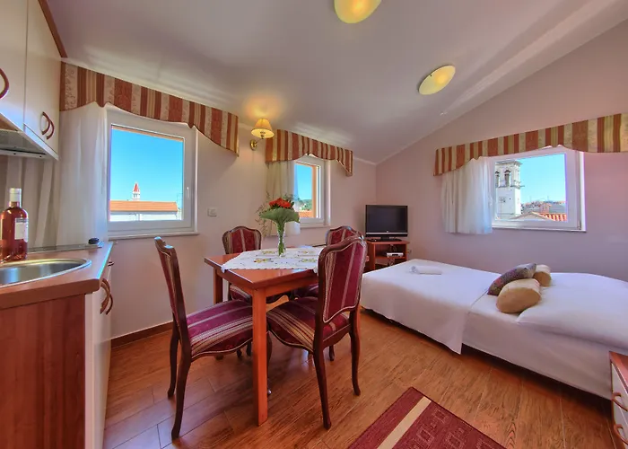 Hotel Trogir Τρογκίρ
