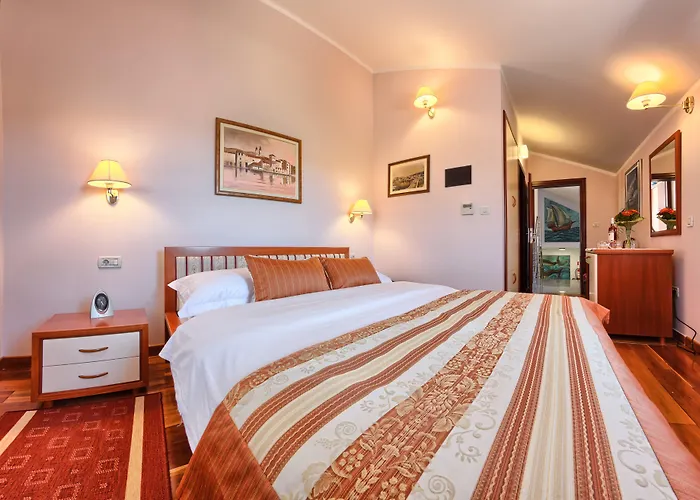 Hotel Trogir Ξενοδοχείο