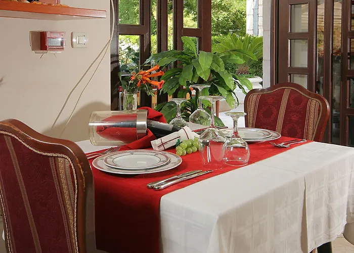 Ξενοδοχείο Hotel Trogir 3*