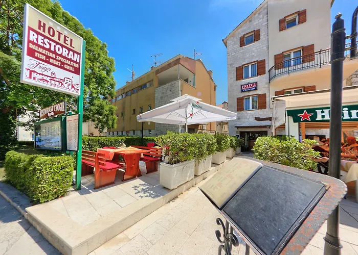 Hotel Trogir Τρογκίρ