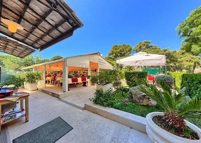 Hotel Trogir Τρογκίρ