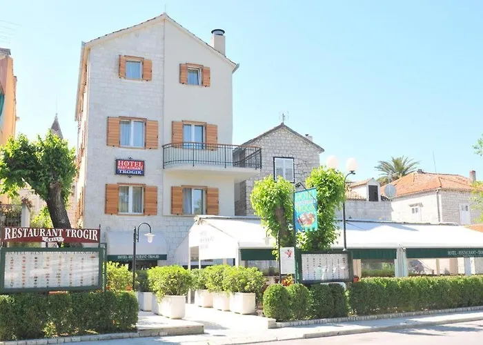 Hotel Trogir Ξενοδοχείο