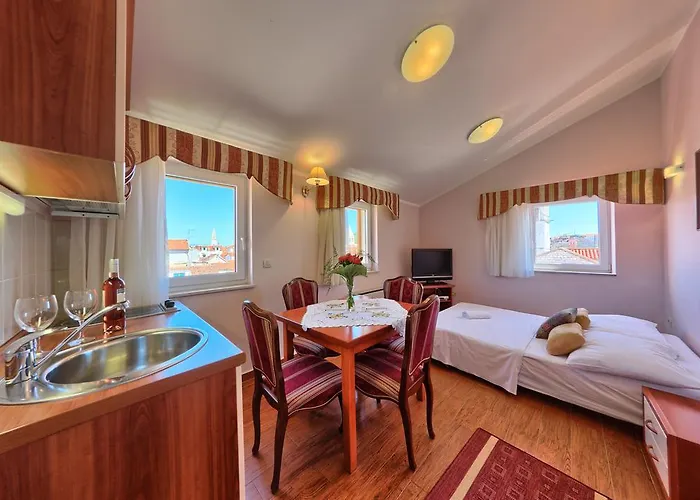 Ξενοδοχείο Hotel Trogir 3*