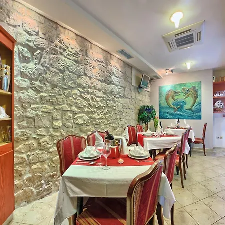 Hotel Hotel Trogir Traù
