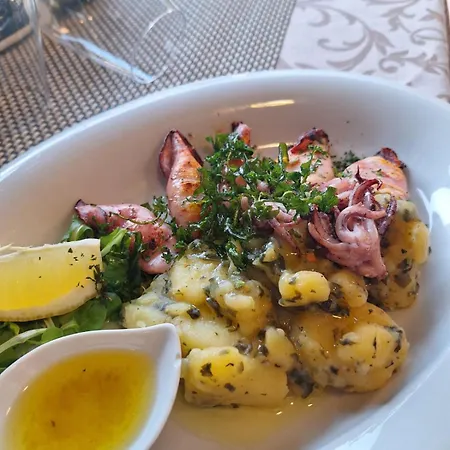 Szálloda Hotel Trogir Trogir