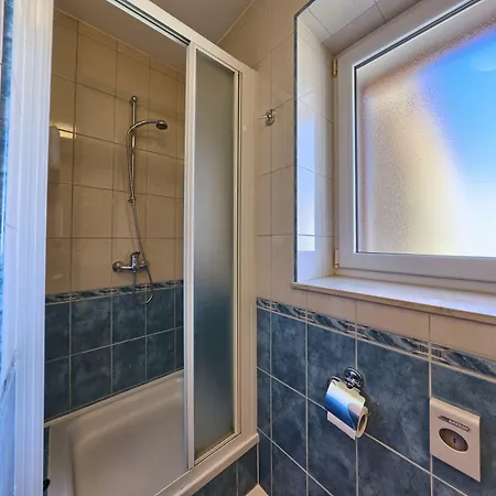 Hotel Trogir מלון טרוגיר