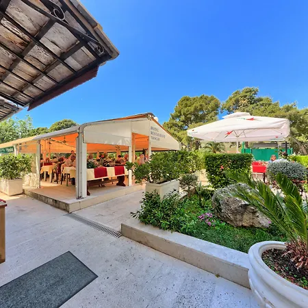Hotel Trogir Szálloda