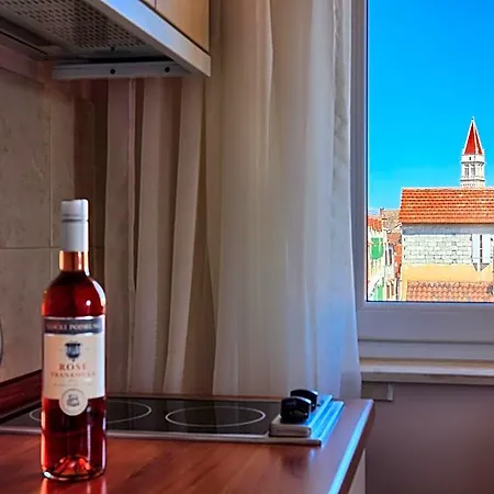 Hotel Trogir 3*