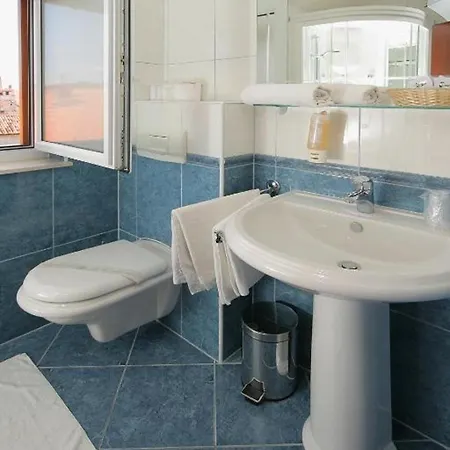 Hotel Trogir 3*