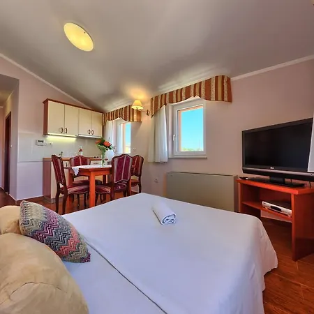 Hotel Trogir 3*