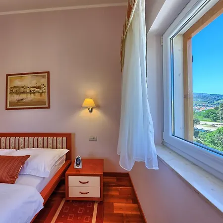 Hotel Trogir Traù